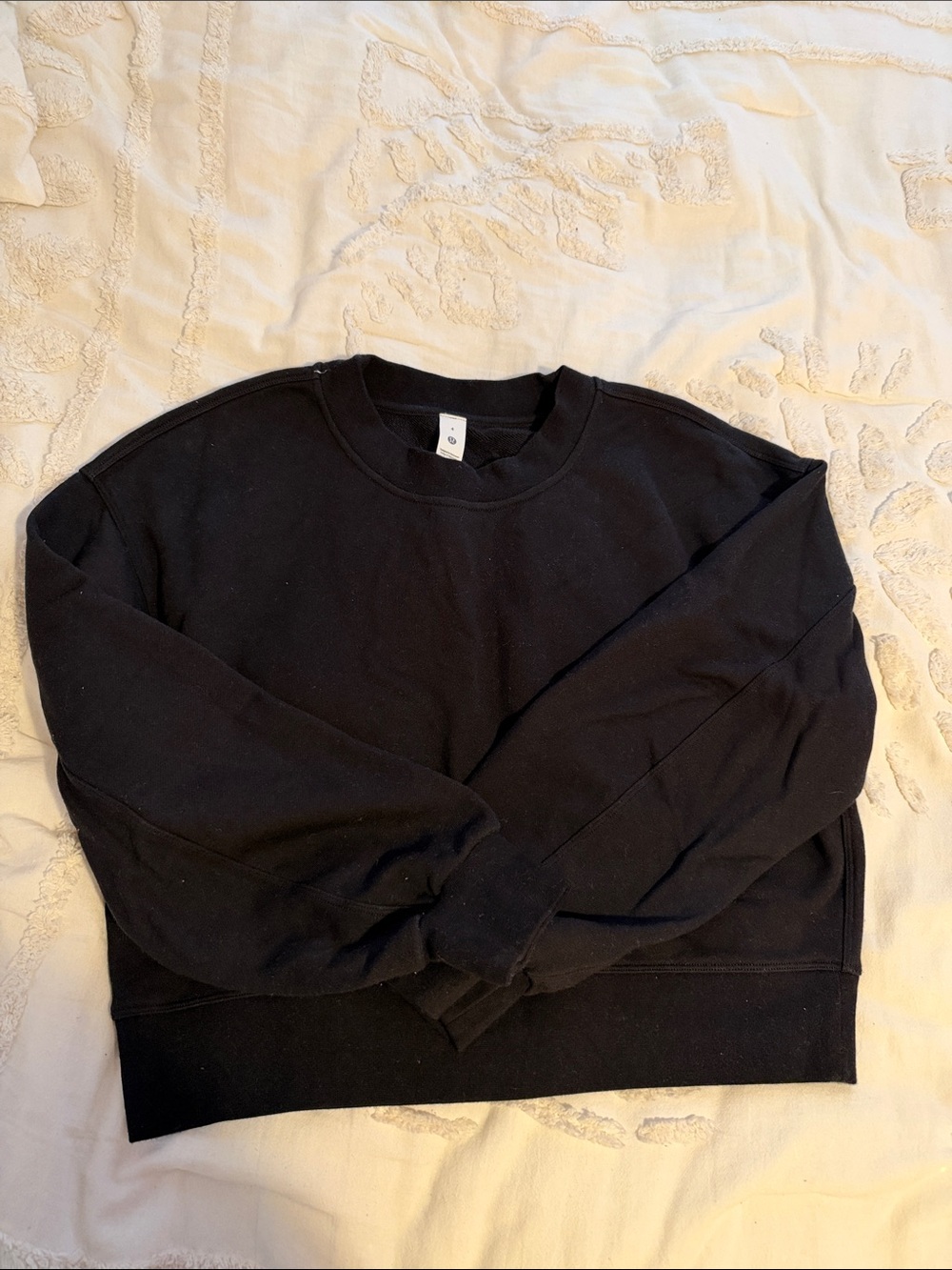 Lululemon Woman’s Crewneck Crop Top Size 4